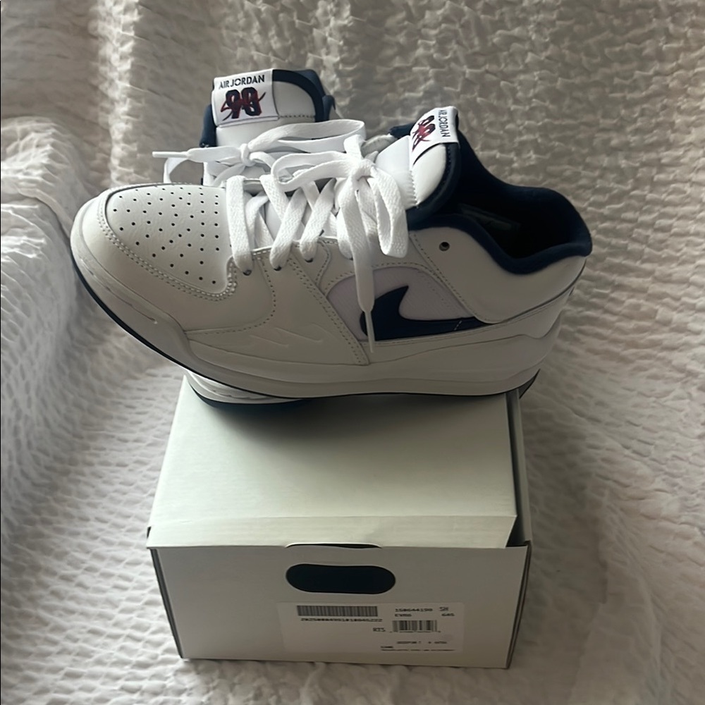 Nike Jordan Stadium 90